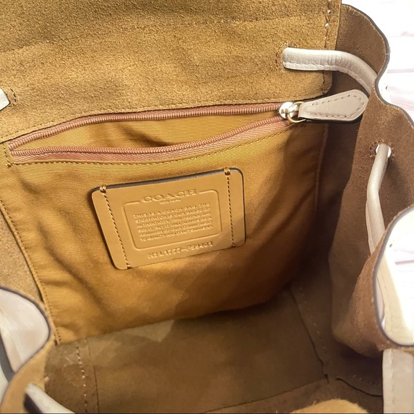 COACH white leather backpack authentic brand new main image 5